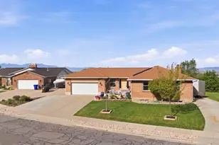 512 S 850 E, Centerville, UT 84014 - Photo 1