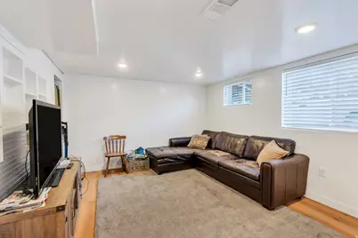 695 N 800 E, Provo, UT 84606 - Photo 11