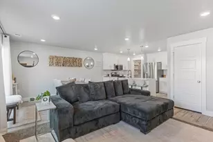 6534 S Aspen Ln, South Weber, UT 84405 - Photo 9