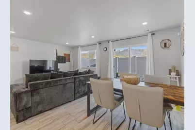 6534 S Aspen Ln, South Weber, UT 84405 - Photo 11