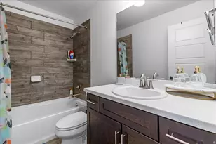 5286 W Barnsbury Ln, West Valley, UT 84120 - Photo 11