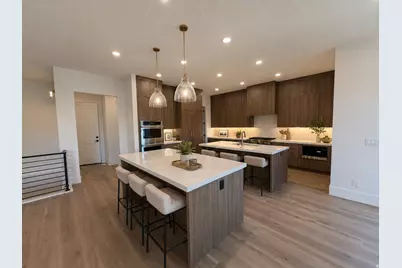 636 E Vandalay Ln S, Draper, UT 84020 - Photo 9