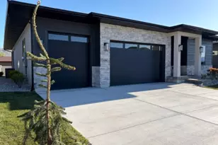 636 E Vandalay Ln S, Draper, UT 84020 - Photo 3