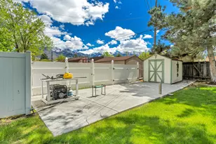 1498 E Mt Manor Cir, Cottonwood Heights, UT 84121 - Photo 31