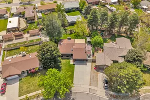 1498 E Mt Manor Cir, Cottonwood Heights, UT 84121 - Photo 55