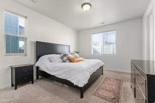 3251 S Hawk Dr, Saratoga Springs, UT 84045 - Photo 13