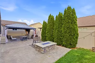 8561 S Canmore Dr W, West Jordan, UT 84081 - Photo 43