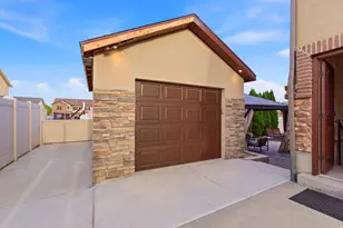 8561 S Canmore Dr W, West Jordan, UT 84081 - Photo 51