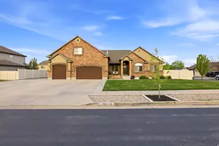 8561 S Canmore Dr W, West Jordan, UT 84081 - Photo 53