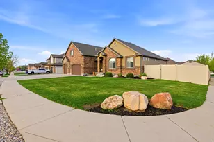 8561 S Canmore Dr W, West Jordan, UT 84081 - Photo 49