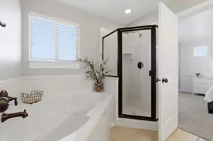 8561 S Canmore Dr W, West Jordan, UT 84081 - Photo 25