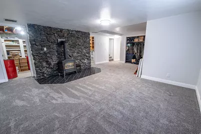 295 N 300 W, Fillmore, UT 84631 - Photo 21