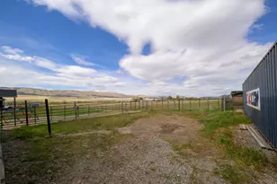 570 S 200 W, Mona, UT 84645 - Photo 37