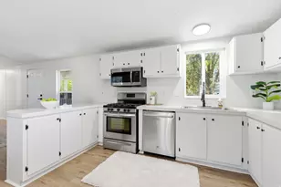 1675 W Indian Summer Dr N, Salt Lake City, UT 84116 - Photo 9