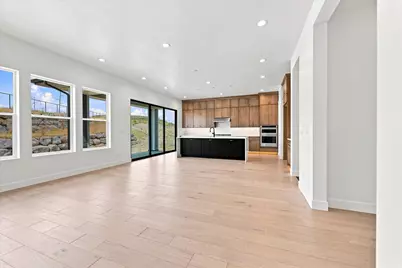 2427 Salvia Dr #2072, Saratoga Springs, UT 84045 - Photo 3