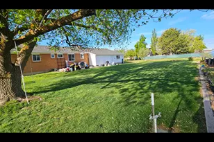 2132 W 800 N, Clinton, UT 84015 - Photo 9