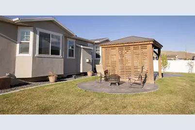 1488 E Kelsey Dr, Eagle Mountain, UT 84005 - Photo 41