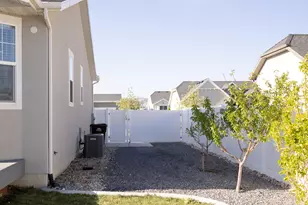 1488 E Kelsey Dr, Eagle Mountain, UT 84005 - Photo 43