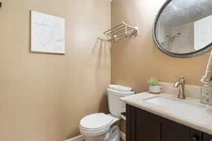 915 Aspen Way, Layton, UT 84040 - Photo 19