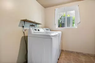 915 Aspen Way, Layton, UT 84040 - Photo 27