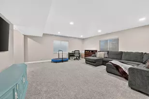 3857 E Barton Creek Dr, Eagle Mountain, UT 84005 - Photo 23
