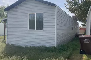 1350 W 300 N, Clearfield, UT 84015 - Photo 3