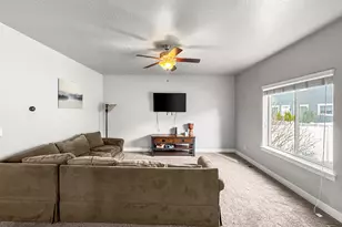 42 N Rue Borda, Vineyard, UT 84059 - Photo 3