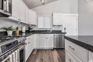 247 S 700 E, Salt Lake City, UT 84102 - Photo 5