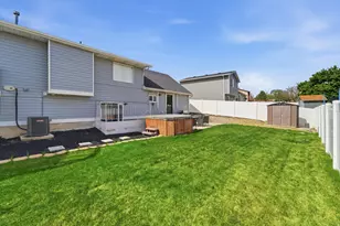 5726 W Dale Amour Dr S, Salt Lake City, UT 84118 - Photo 25