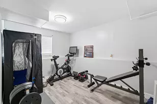 5726 W Dale Amour Dr S, Salt Lake City, UT 84118 - Photo 15