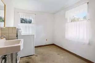 585 E 700 S, Springville, UT 84663 - Photo 13