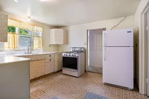 585 E 700 S, Springville, UT 84663 - Photo 7