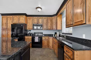 11250 E 27000 N, Fairview, UT 84629 - Photo 9