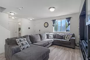 3049 S Willow Creek Dr, Saratoga Springs, UT 84045 - Photo 17