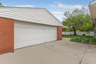 1536 W 4890 St S, Taylorsville, UT 84123 - Photo 21