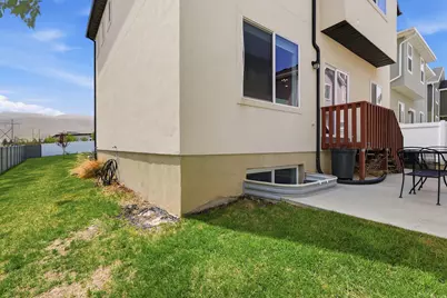 7152 N Brook Rdg, Eagle Mountain, UT 84005 - Photo 21