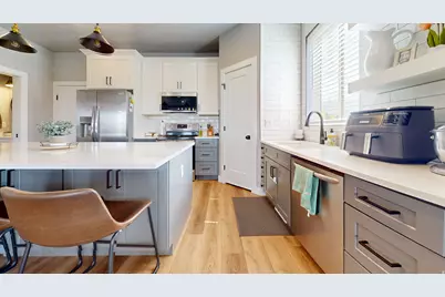 1871 W Spingwater Ln, Orem, UT 84059 - Photo 9