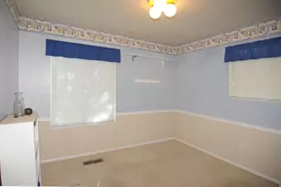 1167 N Deerfield Dr E, Centerville, UT 84014 - Photo 13