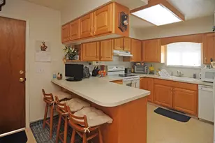 1167 N Deerfield Dr E, Centerville, UT 84014 - Photo 9