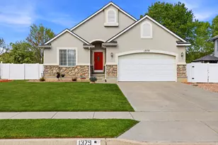 1379 N 2530 W, Clinton, UT 84015 - Photo 5