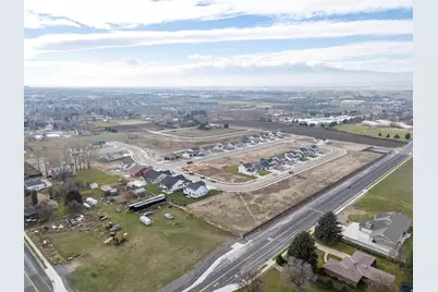 630 E 2475 N, North Logan, UT 84341 - Photo 9