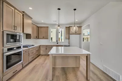 1446 W Cook Ln #171, Farmington, UT 84025 - Photo 5