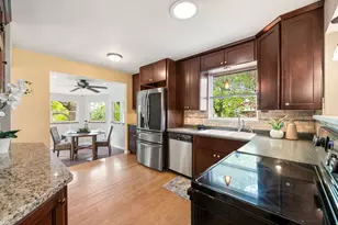 2560 E 2940 S, Salt Lake City, UT 84109 - Photo 5