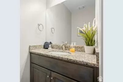 2326 N Park Dr, Washington, UT 84780 - Photo 11