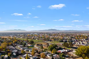 563 N 1350 W, Clearfield, UT 84015 - Photo 27