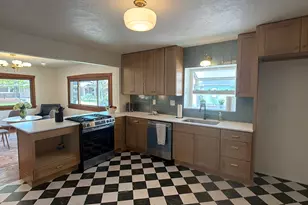 4883 S Center St, Murray, UT 84107 - Photo 9