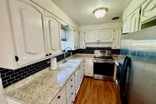 232 W 700 N, Clearfield, UT 84015 - Photo 3
