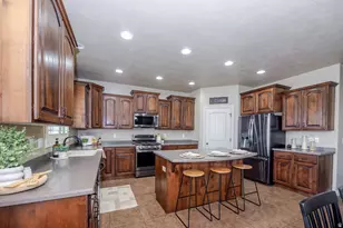 2692 W 2325 N, Farr West, UT 84404 - Photo 7