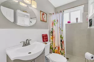 2047 N 1650 E, Layton, UT 84040 - Photo 13