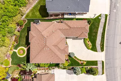 802 Eaglepointe Dr, North Salt Lake, UT 84054 - Photo 37